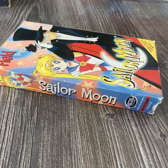 Sailor Moon Field Trips VHS Tape 2001 Unreleased Episodes Anime Film Rare - Picture 2 of 6